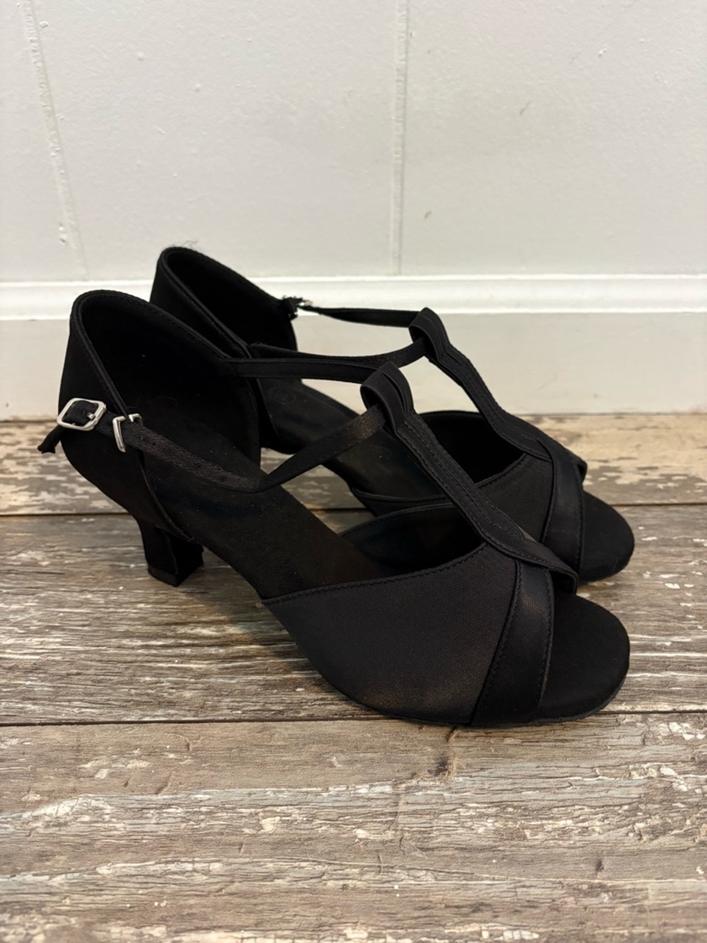 Black T-Strap Low Heel Sandals for Women